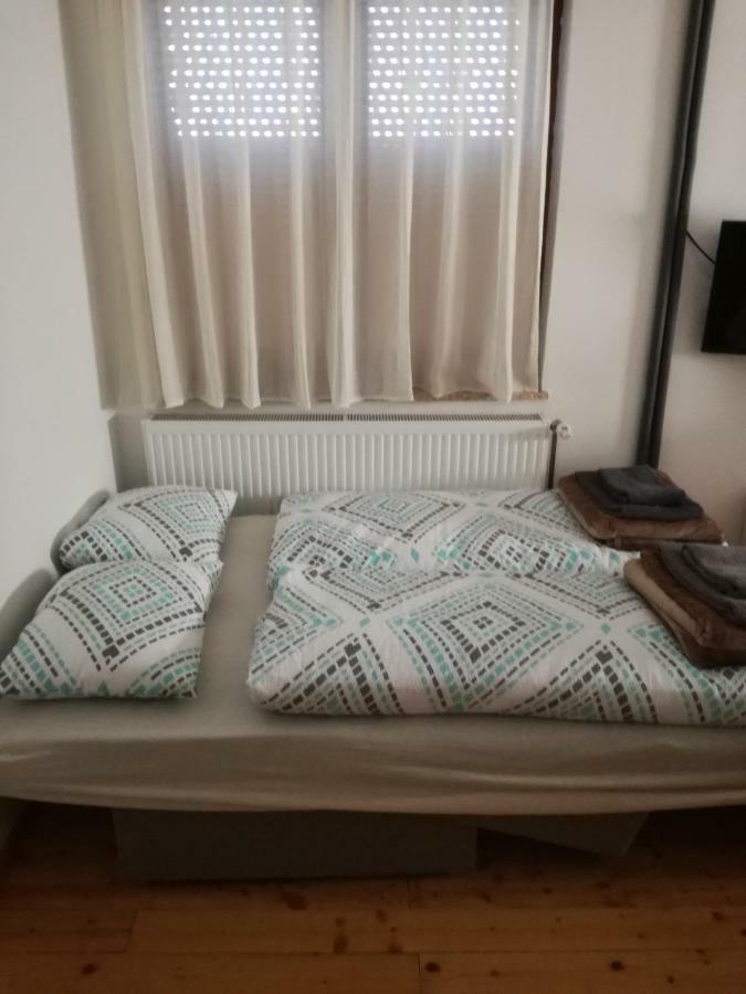 Sara1 Apartment Славонски брод Екстериор снимка